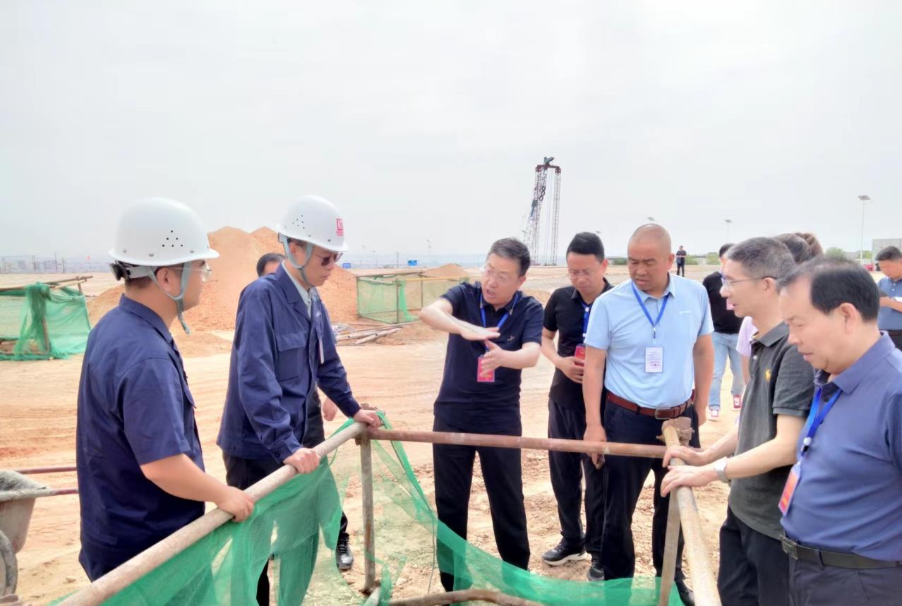 白银区人大常委会组织市区人大代表到公司调研视察